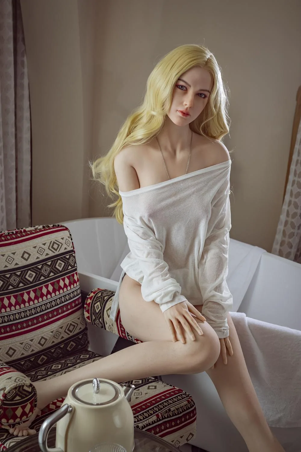 Silicone sex doll Lubby | Blonde sexdoll with blue eyes view 8