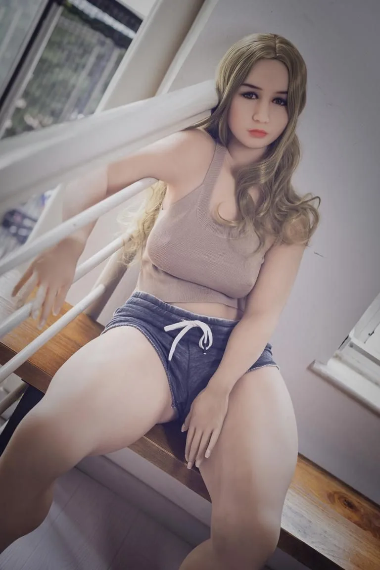 Millie Premium TPE sex doll view 4