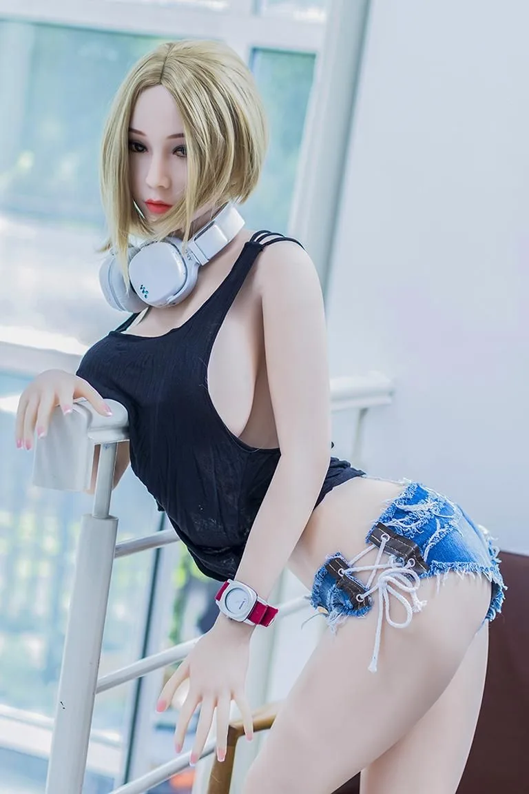 Valentina Premium TPE sex doll view 2