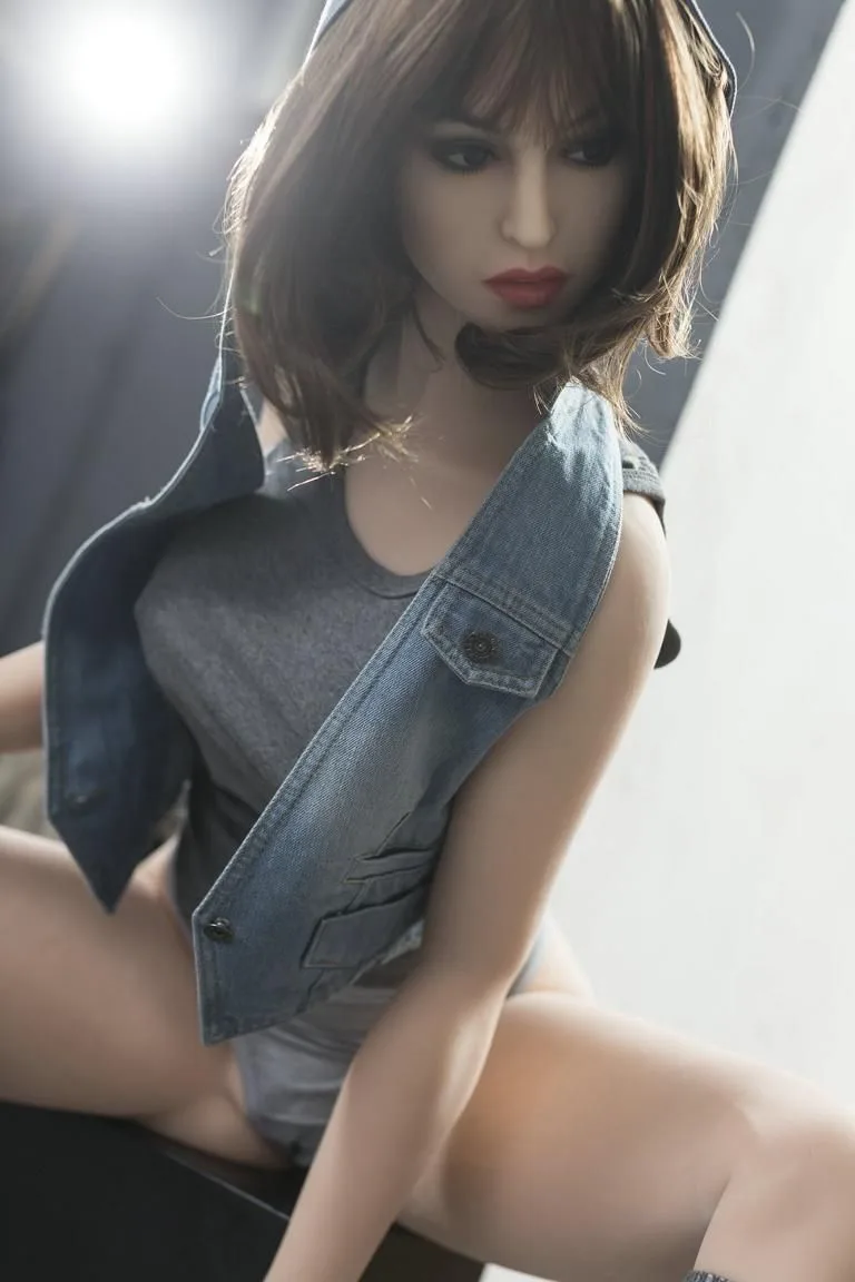 Kimmi Premium TPE Real Doll view 8