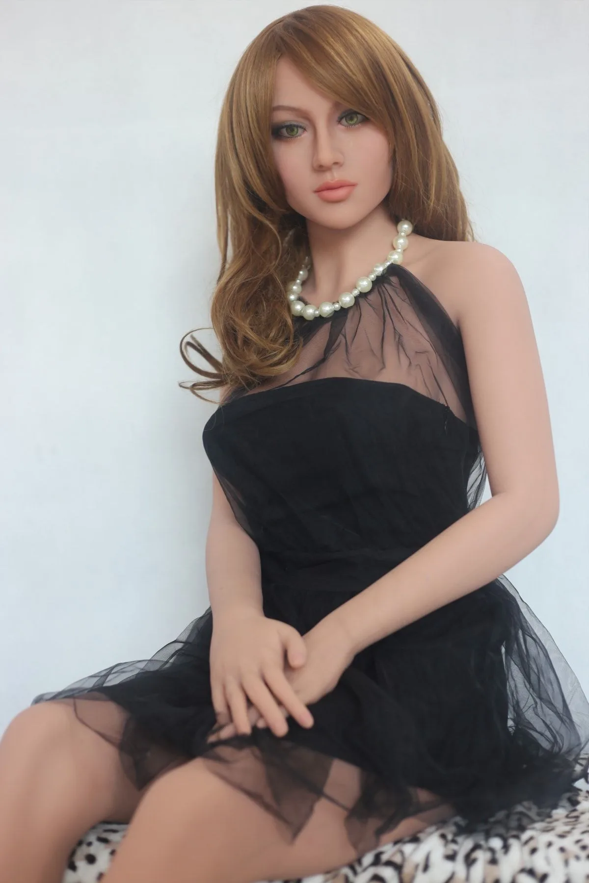 Sarah Premium TPE sex doll view 7