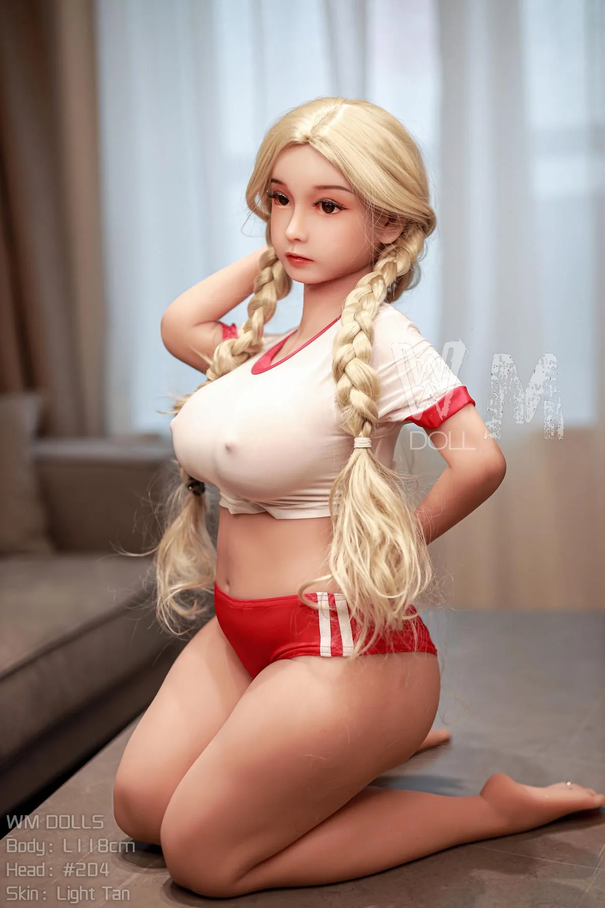 Small sex doll Sandy view 5