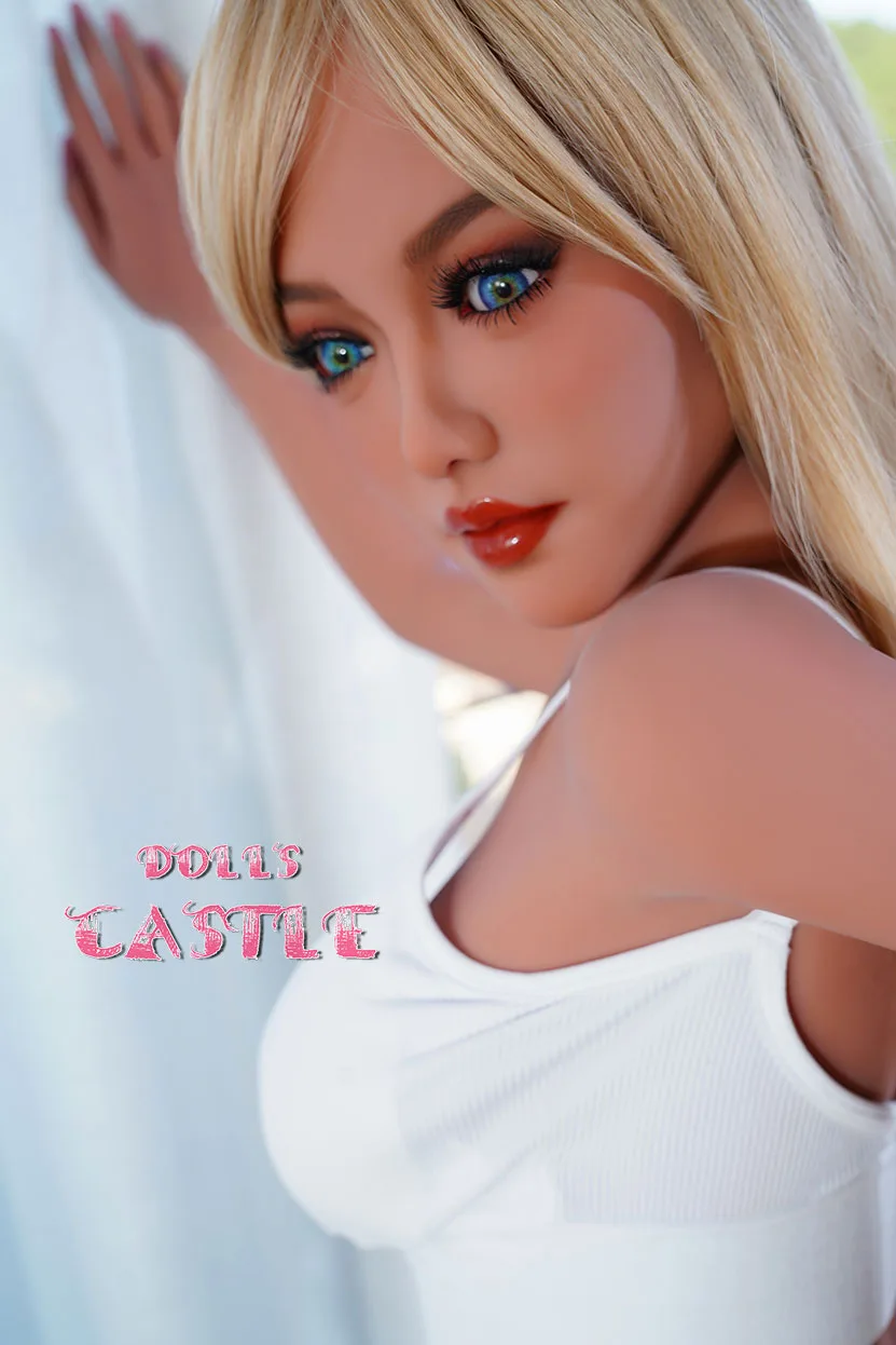 Love Doll Daniela | Sexy Blonde view 3