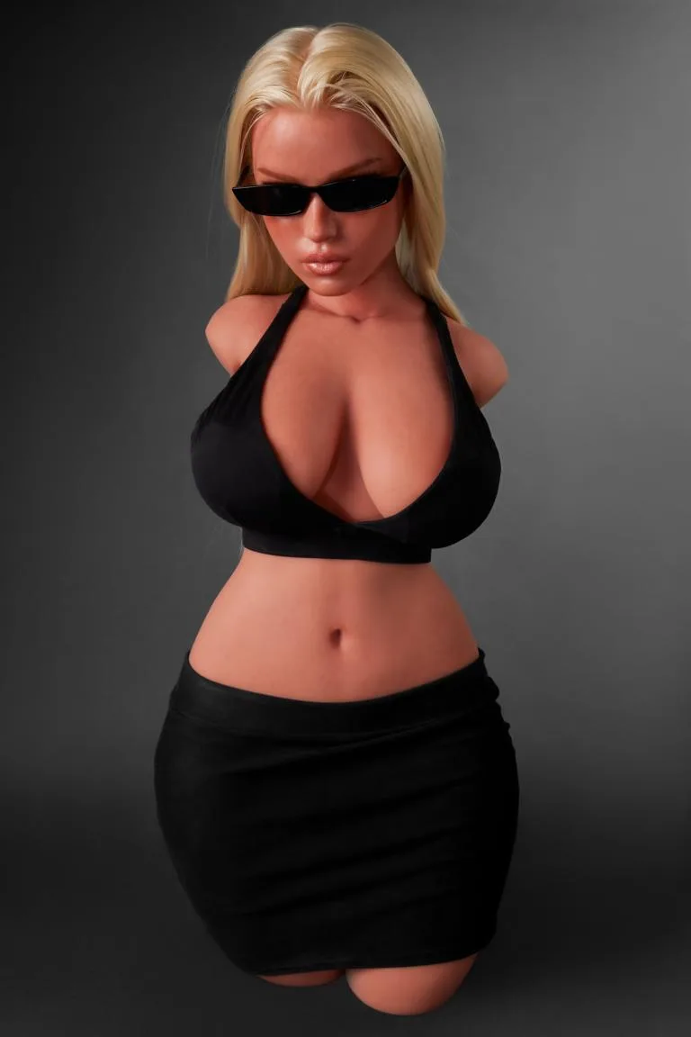 Fiora Silicone Masturbator | Ultra-lightweight view 2