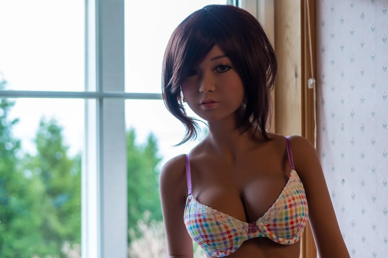Maja Premium TPE sex doll view 3