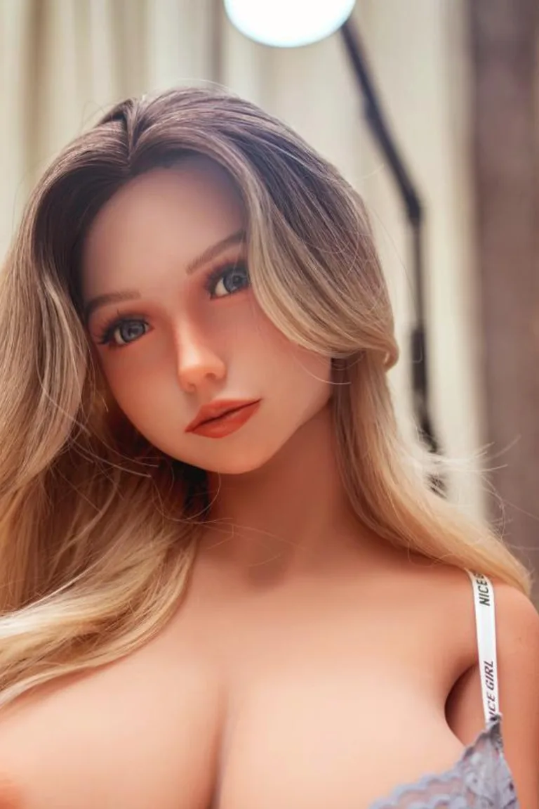 Sex doll Mila | Sex doll with jaw joint and upgrades