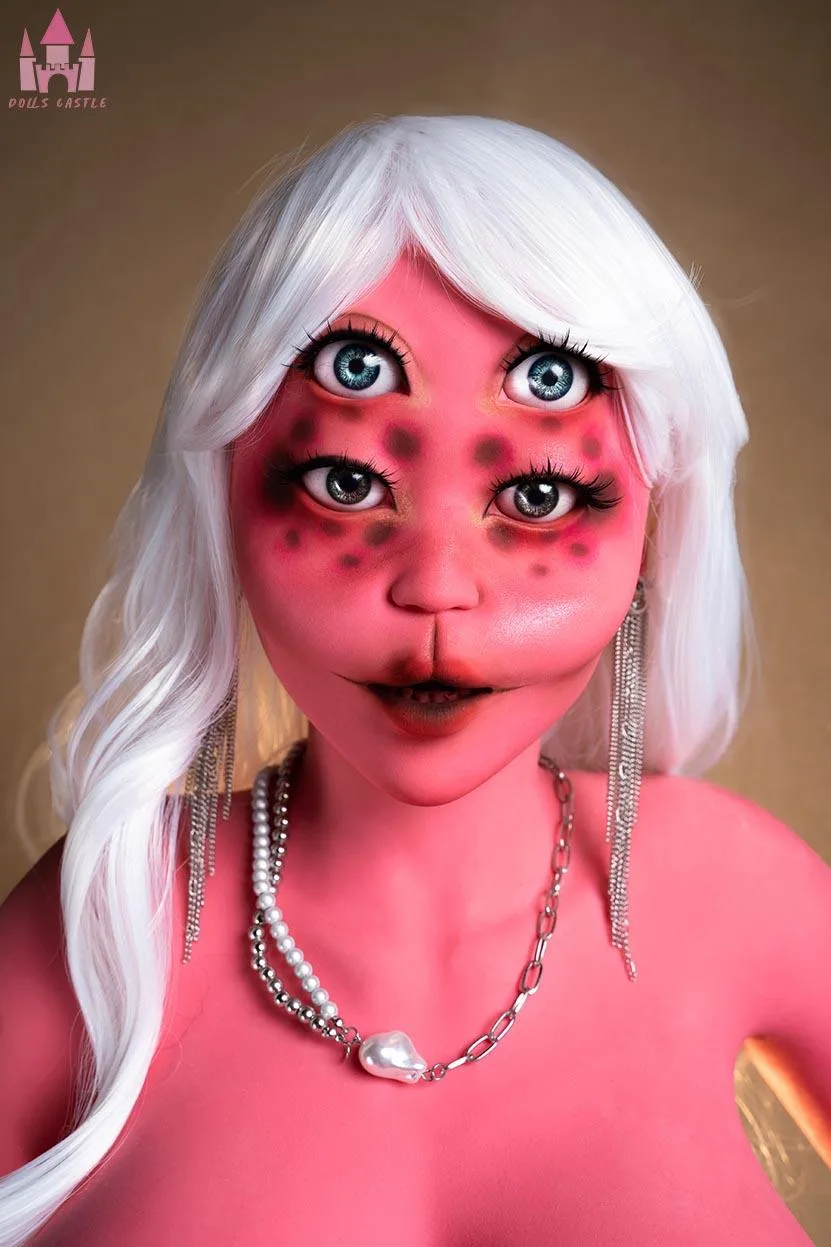 Fantasy sex doll Pinky | Sexdoll with 6 breasts