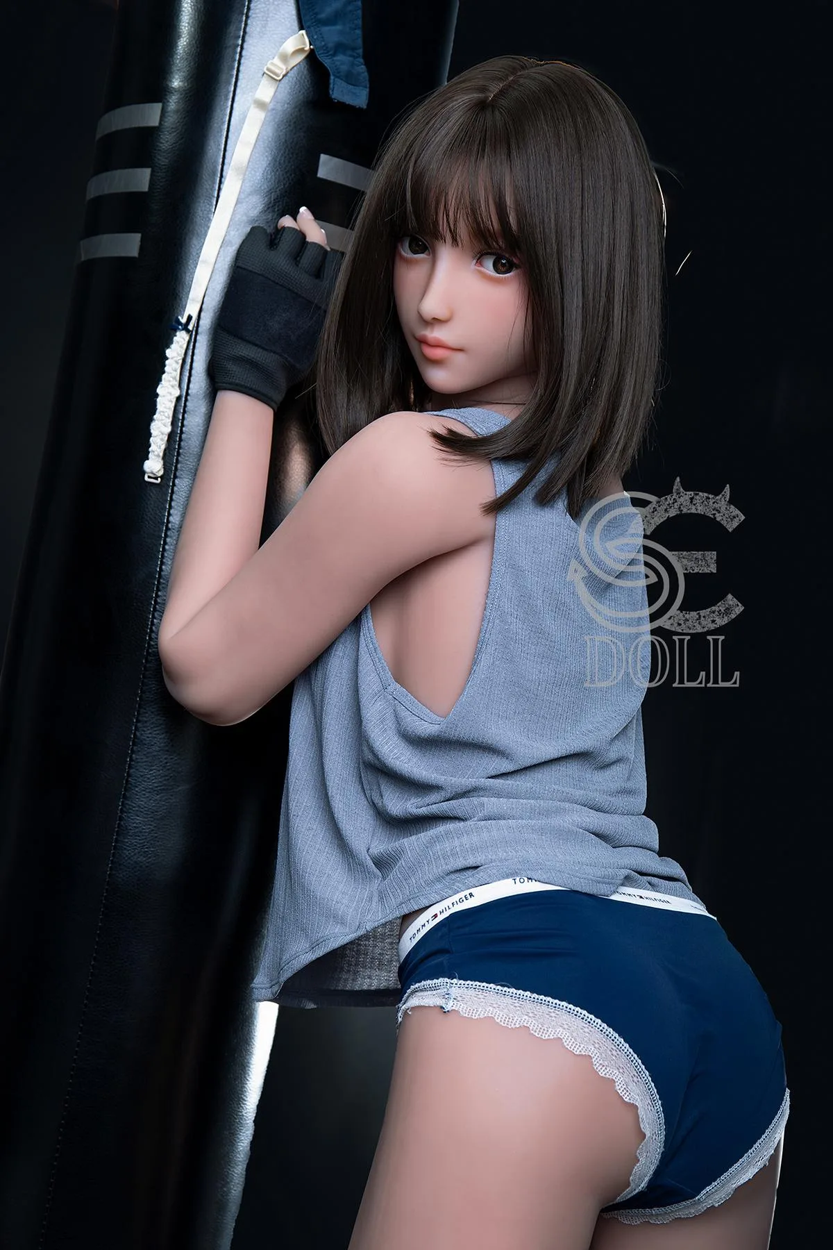 Love doll Hirono lifelike and manga look view 8